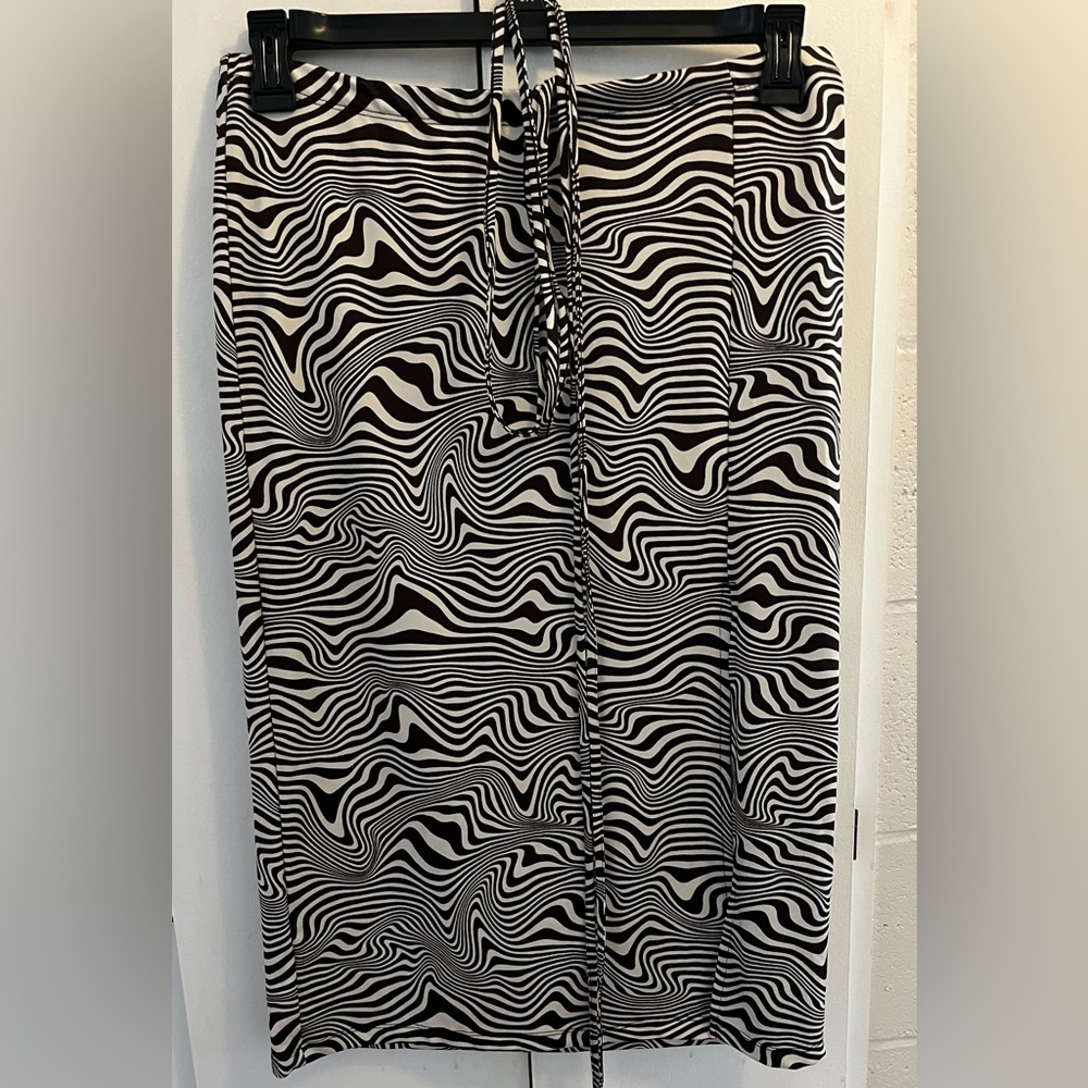 H&M Divided Midi Wrap Skirt